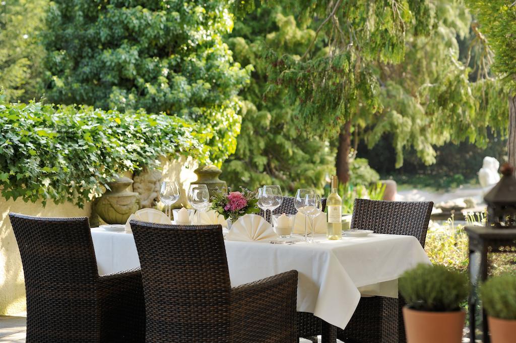 Hotel Schloss Edesheim Dış mekan fotoğraf